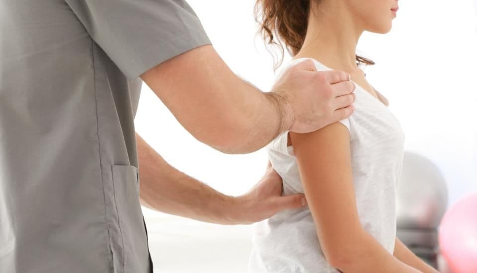 Rückenschmerzen: Die Wirbelsäule ist nicht allein verantwortlich